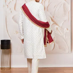VASTRAMAY Men Regular Kurta with Pyjamas & With Dupatta image 2