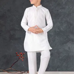 Pehanaava Boys Striped Mandarin Collar Thread Work Cotton Straight Kurta With Pyjama-93