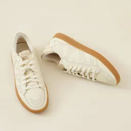 GULLY LABS Men Woven Design Leather Sneakers-image-64