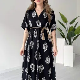 MANOJAVA Floral Print Applique Fit & Flare Maxi Dress-image-46