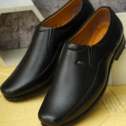 TRM Men Black Leather Formal Shoes-picture-9