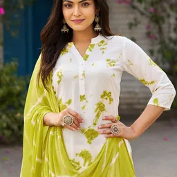 Moda Rapido Abstract Printed Mandarin Collar Straight Kurta With Trouser & Dupatta image 2