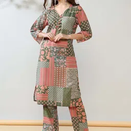 House of Kaftan Printed V-Neck Long Sleeve Tunic With Trouser Co-Ords-picture-21