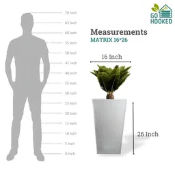 Go Hooked White Textured Planters With Tray image 2