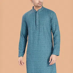 DIVISIVE Self Design Embroidered Mandarin Collar Thread Work Straight Cotton Kurta-picture-30