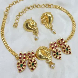 Diksha collection Gold-Plated Stone Studded & Beaded Matte Finish Jewellery Set-image-21