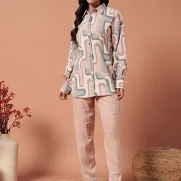 Plagg Geometric Printed Long Sleeves Shirt With Trousers-10