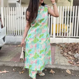 GoSriKi Women Floral Printed Kurta with Palazzo-58