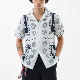 Snitch Men Relaxed Boxy Printed Casual Shirt-image-62