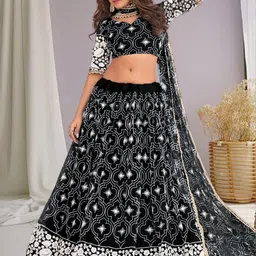 F Plus Fashion Net Semi-Stitched Lehenga Choli-image-41