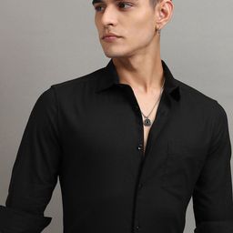 HIGHLANDER Men Cutaway Collar Solid Cotton Slim Fit Casual Shirt-image-39