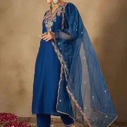 Anouk Women Ethnic Motifs Embroidered Sequinned Liva Kurta with Trousers & Dupatta-4