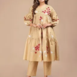 Tikhi Imli Embroidered V Neck Tunic With Trousers Co-Ords-image-87