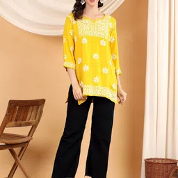 Poshak Chikan Studio Floral Embroidered Chikankari Kurti-image-8