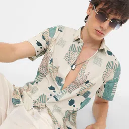 Campus Sutra Men Comfort Spread Collar Conversational Printed Casual Shirt-image-58