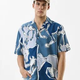 Snitch Boxy Abstract Printed Casual Shirt-image-88