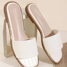 Chemistry Women Open Toe Flats-picture-21