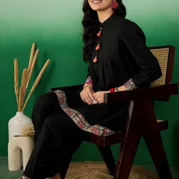 Sangria Women Floral Embroidered Kurta with Trousers-25