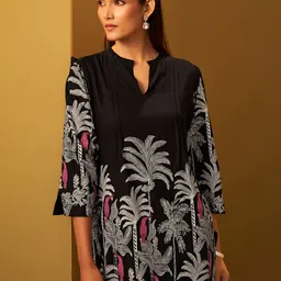 DRESOUL Floral Printed Mandarin Collar Top With Trousers-picture-37