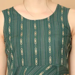 Jompers Women Regular Kantha Work Kurta with Palazzos & With Dupatta image 2