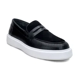 mccoy Men Textured Leather Loafers-picture-34