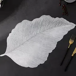 LooMantha 4-Pcs Table Placemats-image-99