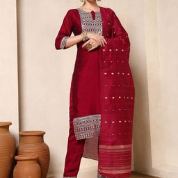 Spera Ethnic Motifs Straight Thread Work Kurta With Trousers & Dupatta-image-35