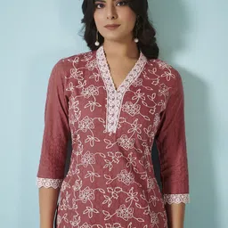 Anouk Floral Embroidered V-Neck Pure Cotton Kurta With Trousers & Dupatta image 5