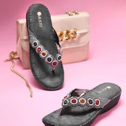 JodyHub Velvet Wedge with-24