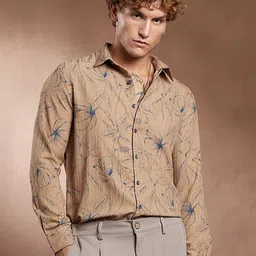 Campus Sutra Men Comfort Fit Floral Printed Spread Collar Casual Shirt-picture-24