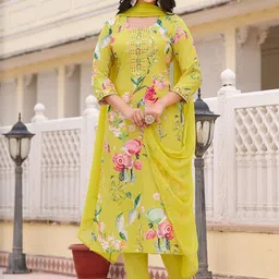 SZN Women Floral Print Kurta Sets-image-59