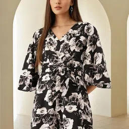 SZN Women Back Floral V-Neck Polyester Three-Quarter Sleeves Jumpsuit-picture-33