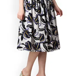 SCORPIUS Printed Flared Midi Skirt image 2