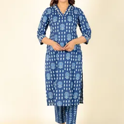 Aramya Floral Printed Pure Cotton Straight Kurta With Trousers-image-5