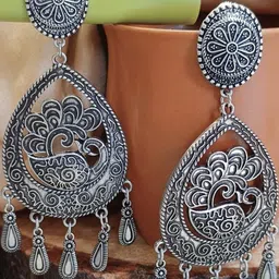FindHerFavorite Silver-Plated Teardrop Shaped Drop Oxidised Earrings-11