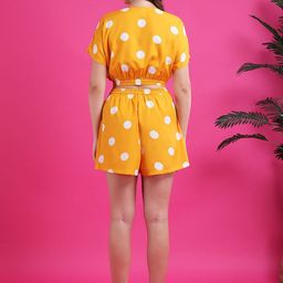 Qurvii Printed V Neck Top With Shorts Co-Ords Set image 5