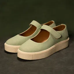 Theater Women Buckles Flats-21