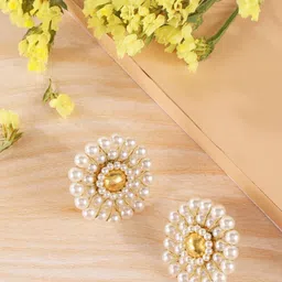 DressBerry Gold-Plated Pearls Beaded Circular Shaped Studs-26