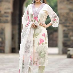 DIVASTRI Women Embroidered Regular Kurti with Trousers & With Dupatta-26