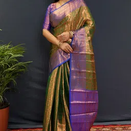 DIVASTRI Woven Design Zari Silk Blend Kanjeevaram Saree-picture-20