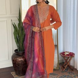 Navlik Women Ethnic Motifs Embroidered Regular Thread Work Kurta with Trousers & With Dupatta-10