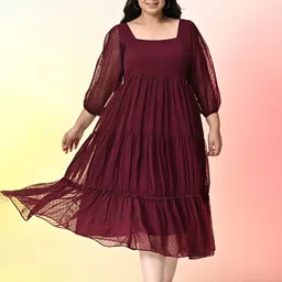 PrettyPlus by Desinoor.com Plus Size Puff Sleeve Georgette Tiered Empire Midi Dress image 2