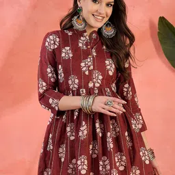 Sangria Printed Pure Cotton Tops-image-10