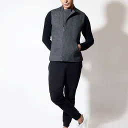 VIVEK KARUNAKARAN Men Sleeveless Tailored Jacket-38