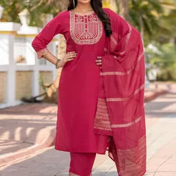 DRESOUL Women Floral Yoke Design Sequinned Straight Kurta with Trousers & Dupatta-picture-39