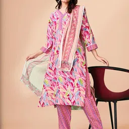 VS MALL Women Pink Cotton Blend Kurta Sets-image-18