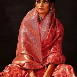 Libas Ethnic Motifs Woven Design Zari Embellished Border Saree-picture-40