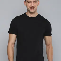 URBANICE Men Solid Round Neck T-shirt-image-9