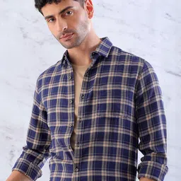 HARDSODA Men Spread Collar Tartan Checked Slim Fit Casual Shirt-image-59