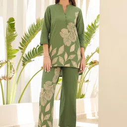 JISORA Women's Green Printed Cotton Top With Trousers Co-Ord Set-picture-35